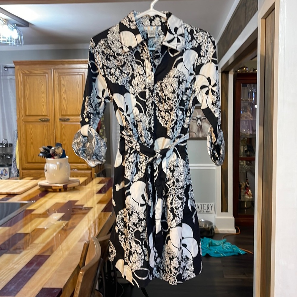 Women’s dress